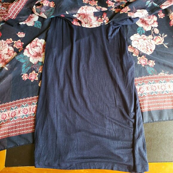 APT. 9 Women's Black Floral Sheer Overlay Poncho Top Boho Chic Festive Size M - Picture 8 of 10